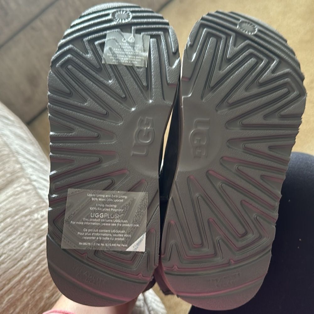 Classic II Weather Short - Picture 5 of 6